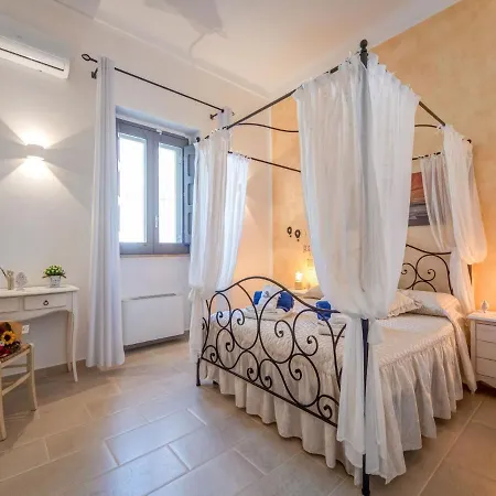 Simplistic Holiday In With Bubble Bath