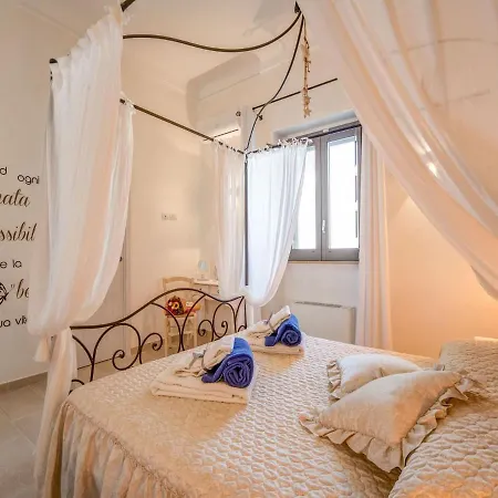 Simplistic Holiday In With Bubble Bath Ostuni